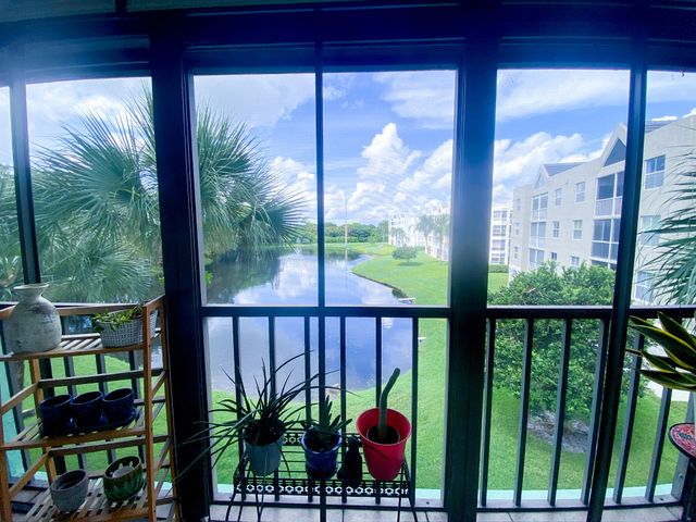 5884 Morningstar Circle 306, Delray Beach, FL 33484