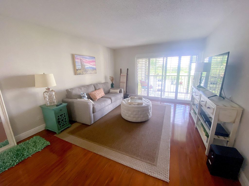 5884 Morningstar Circle 306, Delray Beach, FL 33484
