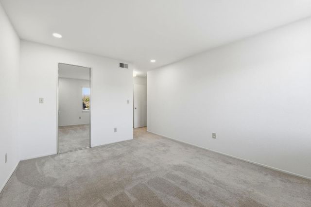 285 Tradewinds Drive 6, San Jose, CA 95123