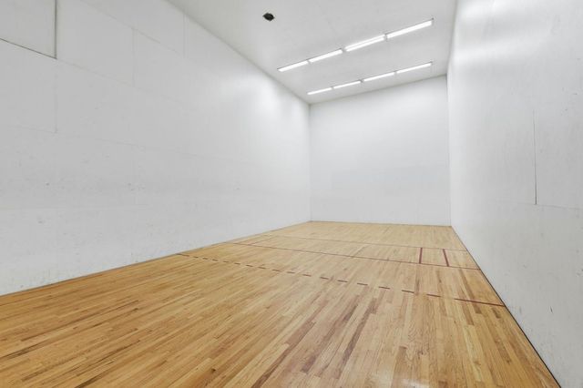 285 Tradewinds Drive 6, San Jose, CA 95123