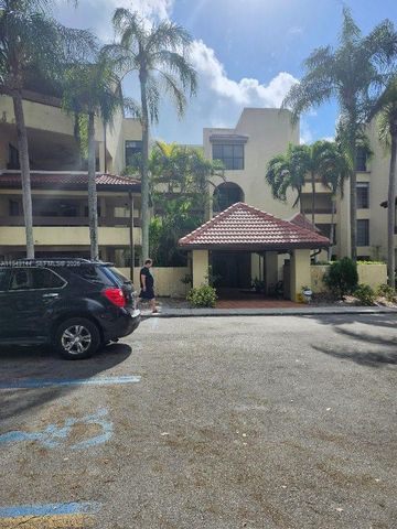 8810 SW 123rd Ct M103, Miami, FL 33186