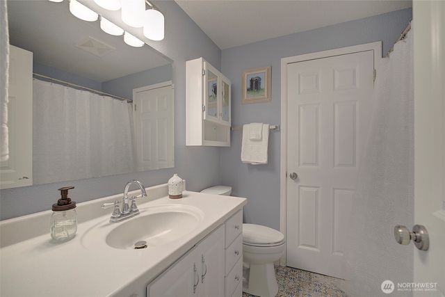 3702 201st Place SW, Lynnwood, WA 98036