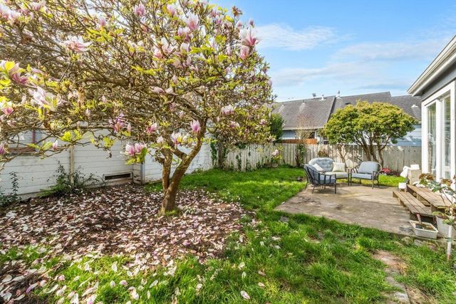 1406 I Street, Eureka, CA 95501