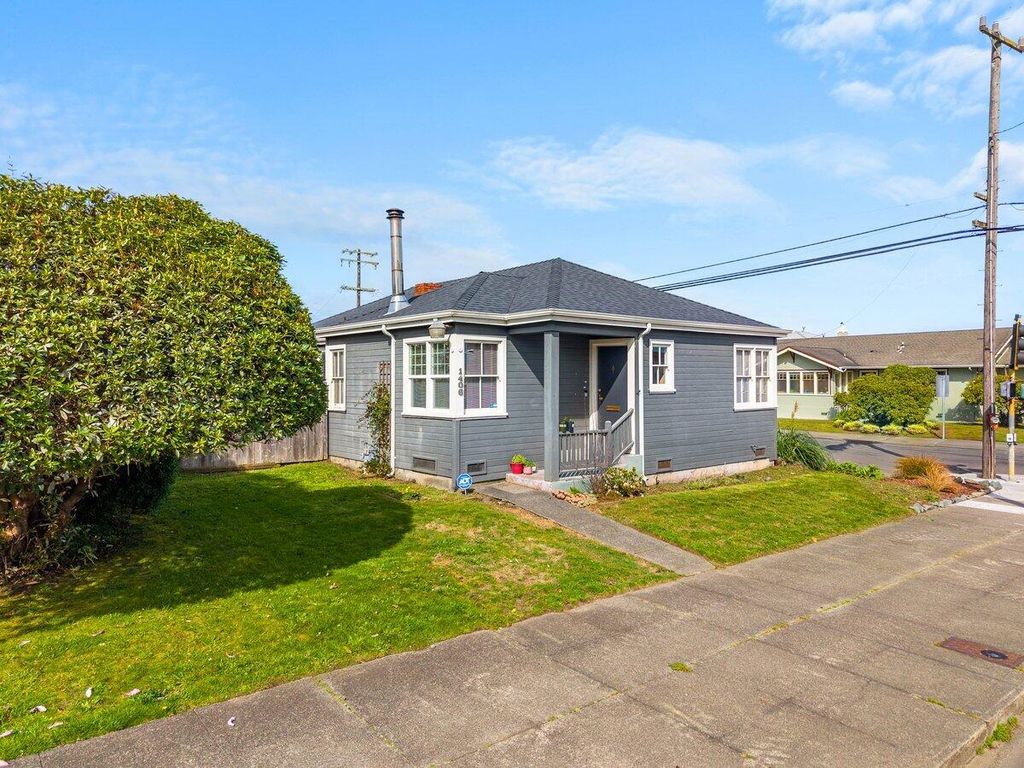 1406 I Street, Eureka, CA 95501