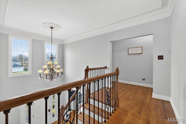 2221 Stonegate Manor Court, Chesterfield, MO 63017