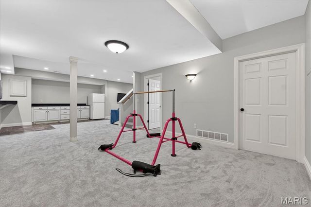 2221 Stonegate Manor Court, Chesterfield, MO 63017