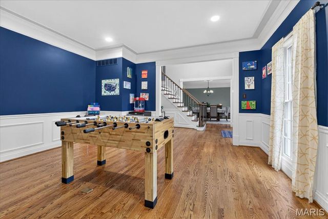 2221 Stonegate Manor Court, Chesterfield, MO 63017