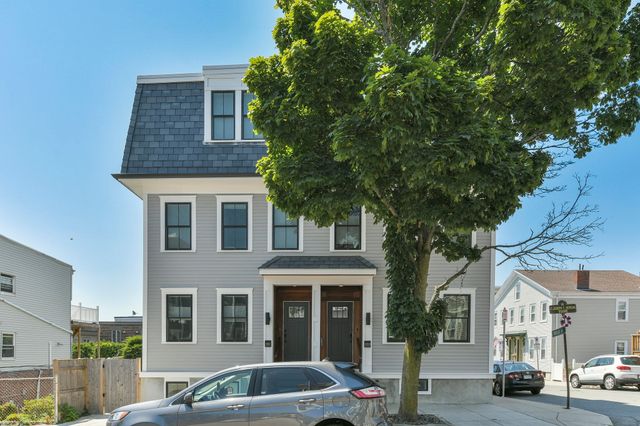 459 E 8th 1, Boston, MA 02127