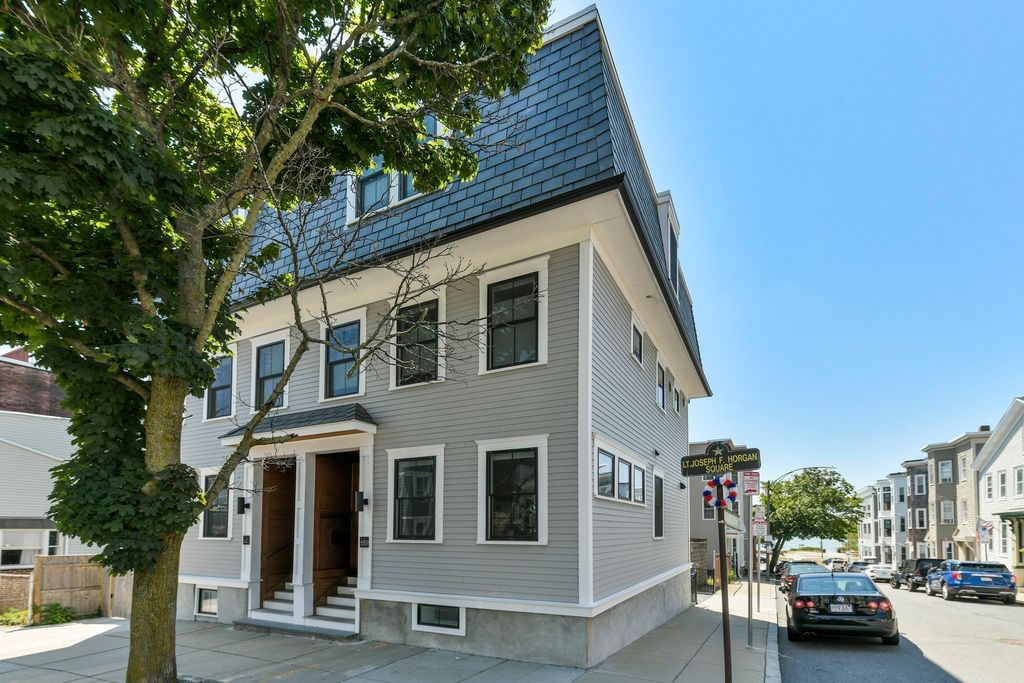 459 E 8th 1, Boston, MA 02127