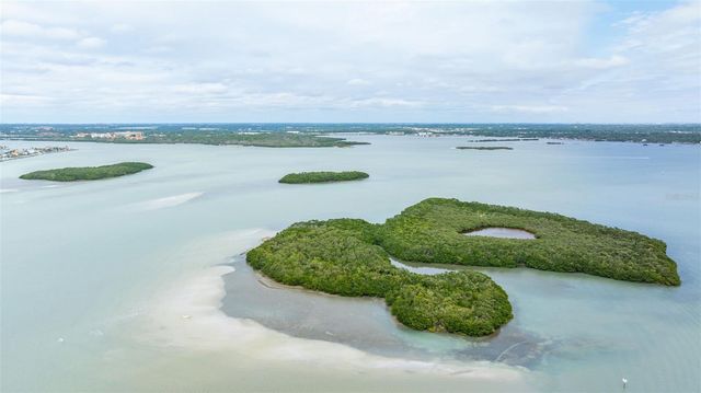 247 126TH AVENUE, Treasure Island, FL 33706