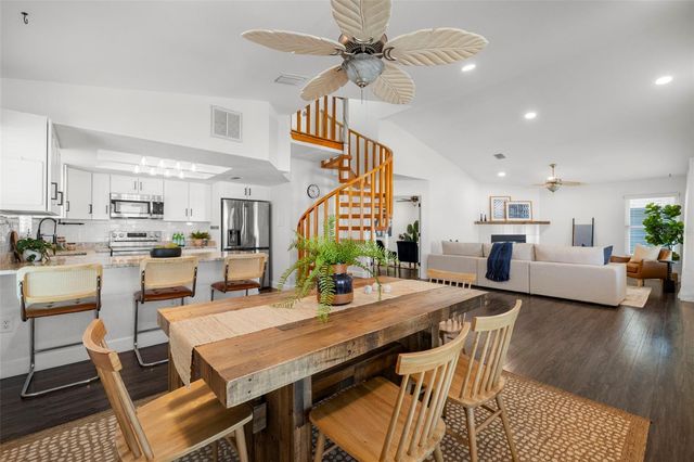 247 126TH AVENUE, Treasure Island, FL 33706