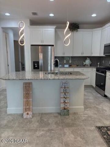852 Coral Reef Way, Daytona Beach, FL 32124