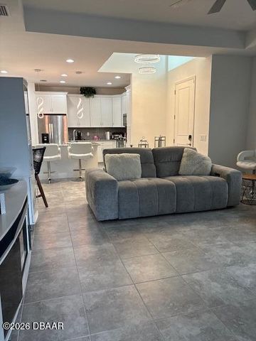 852 Coral Reef Way, Daytona Beach, FL 32124