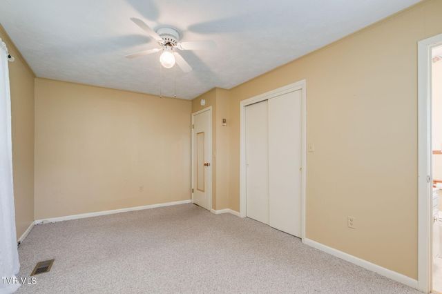 619 East Barton Ridge Road, Greeneville, TN 37745