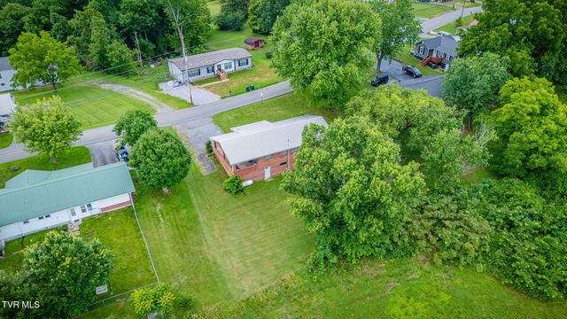 619 East Barton Ridge Road, Greeneville, TN 37745