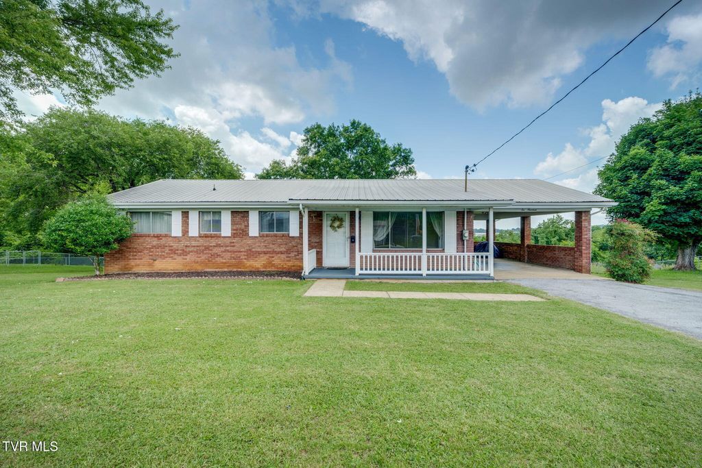 619 East Barton Ridge Road, Greeneville, TN 37745