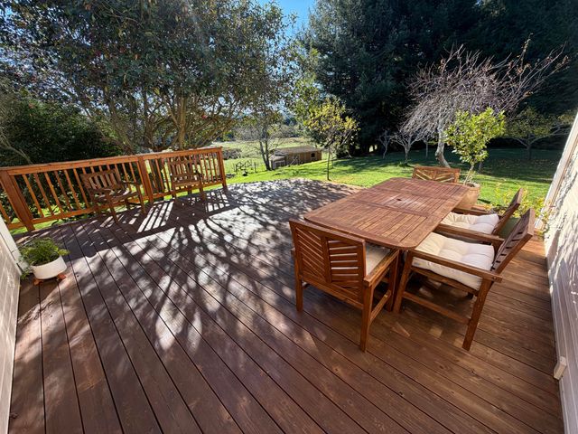 4180 Meadowview Lane, Hydesville, CA 95547