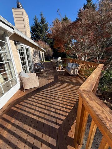 4180 Meadowview Lane, Hydesville, CA 95547