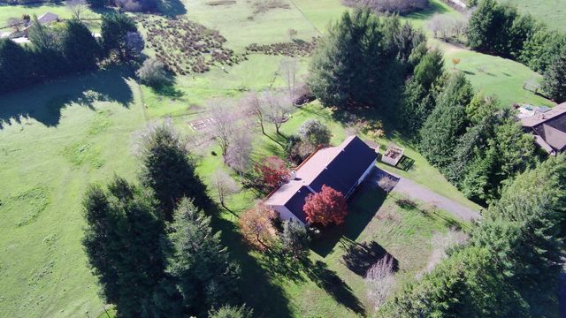 4180 Meadowview Lane, Hydesville, CA 95547