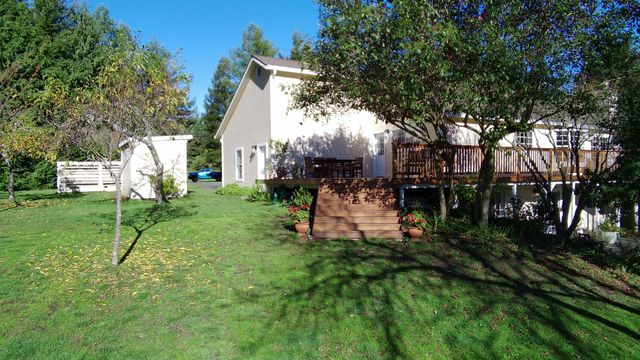 4180 Meadowview Lane, Hydesville, CA 95547