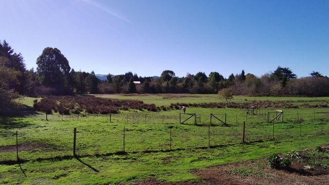 4180 Meadowview Lane, Hydesville, CA 95547