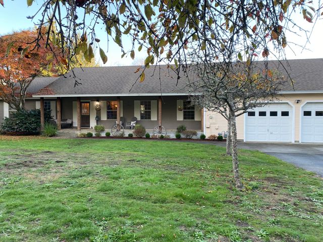 4180 Meadowview Lane, Hydesville, CA 95547