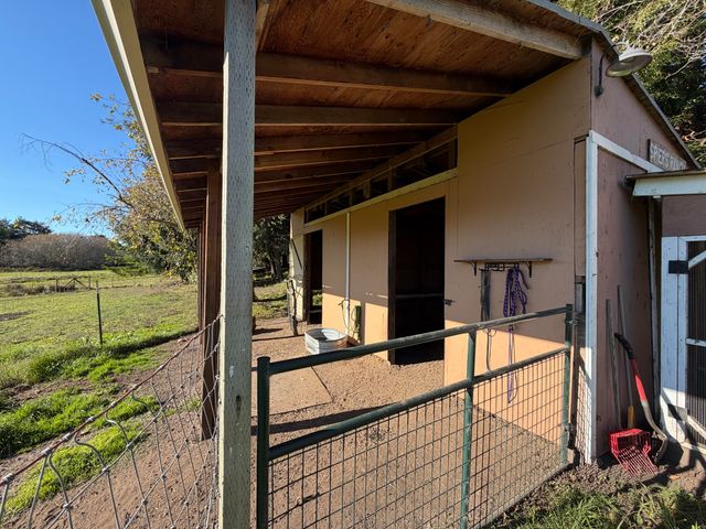 4180 Meadowview Lane, Hydesville, CA 95547