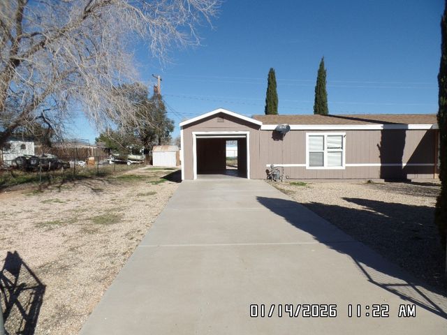 2635 E Suffock Avenue, Kingman, AZ 86409