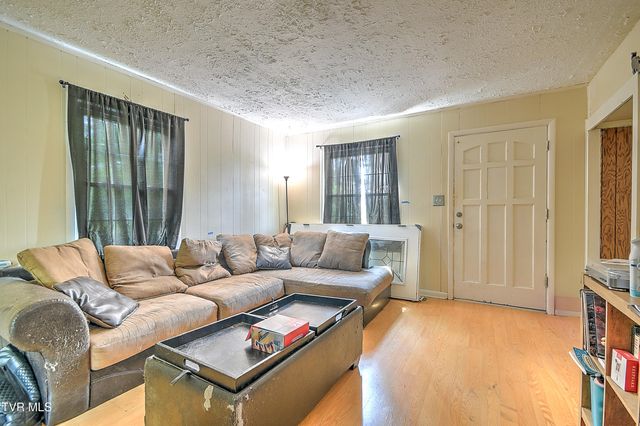 11 Birch Street, Bristol, TN 37620