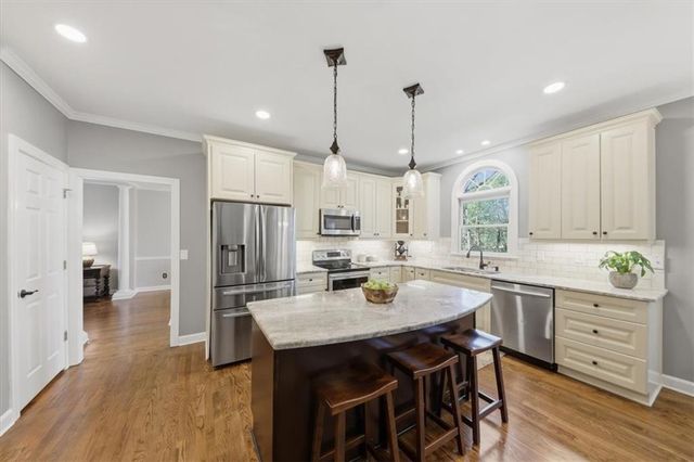 1700 Chattahoochee Run, Suwanee, GA 30024