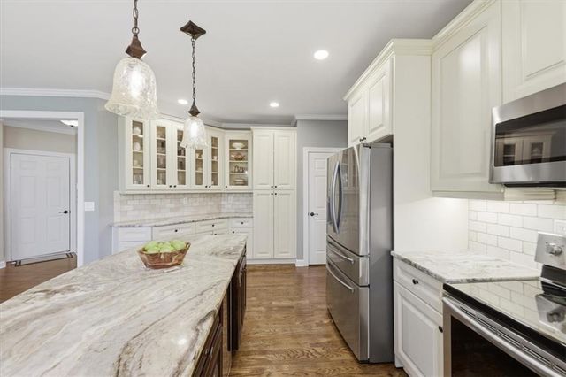 1700 Chattahoochee Run, Suwanee, GA 30024