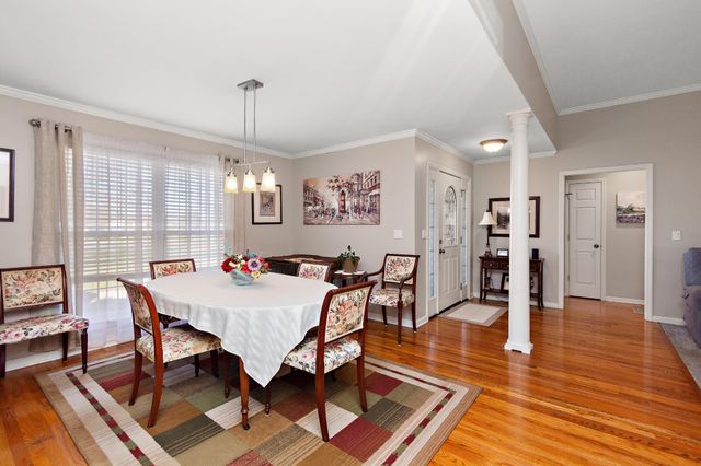 73 Deberry Ct, Manchester, TN 37355