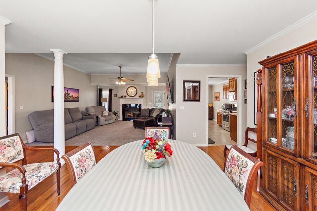 73 Deberry Ct, Manchester, TN 37355