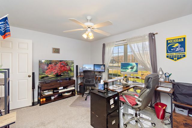 73 Deberry Ct, Manchester, TN 37355