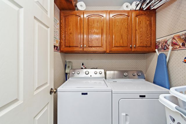 73 Deberry Ct, Manchester, TN 37355