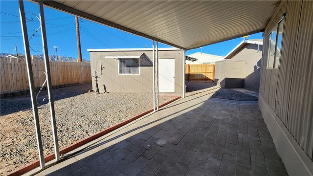 1795 Surf Sand Dr, Bullhead City, AZ 86442