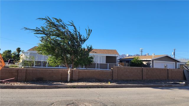 1795 Surf Sand Dr, Bullhead City, AZ 86442