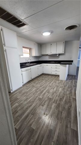 1795 Surf Sand Dr, Bullhead City, AZ 86442