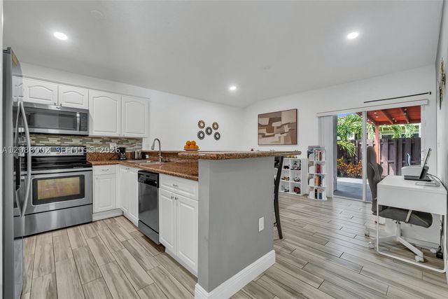 13936 SW 151st Ave, Miami, FL 33196