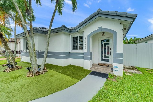 13936 SW 151st Ave, Miami, FL 33196