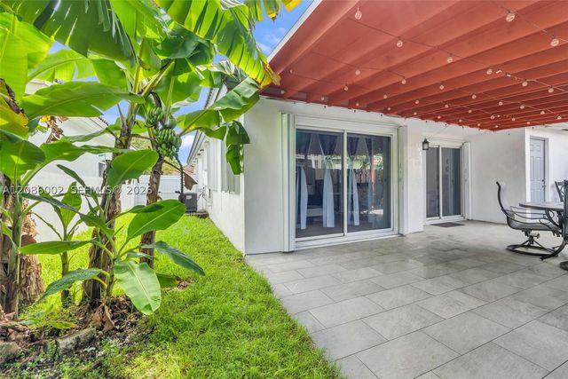 13936 SW 151st Ave, Miami, FL 33196