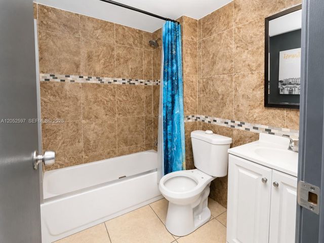 4848 NW 24th Court 436, Lauderdale Lakes, FL 33313