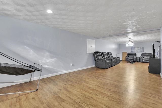 240 Pruden Drive, Pickerington, OH 43147
