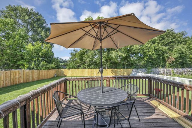 240 Pruden Drive, Pickerington, OH 43147