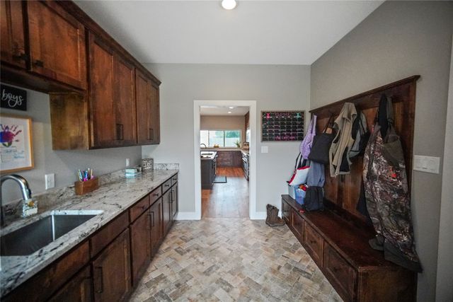 1201 Synterra Estates Loop, Jacksboro, TX 76458