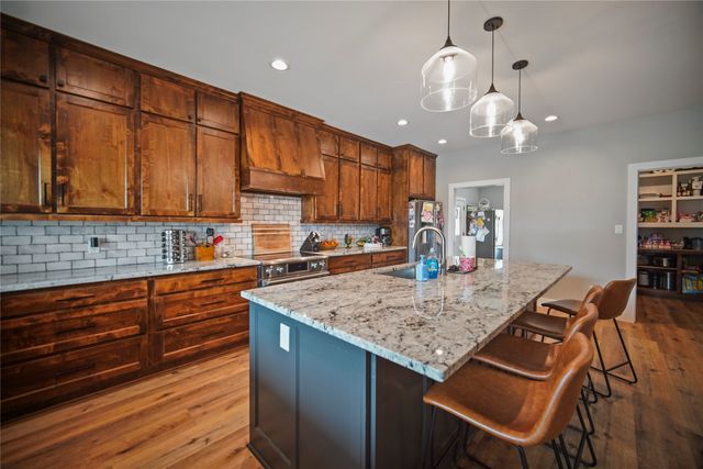 1201 Synterra Estates Loop, Jacksboro, TX 76458