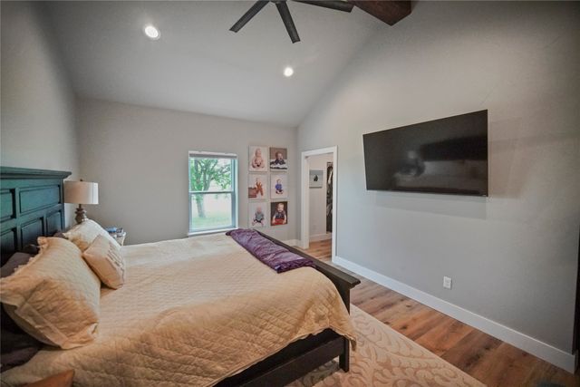 1201 Synterra Estates Loop, Jacksboro, TX 76458