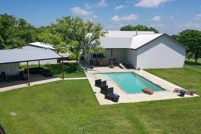 1201 Synterra Estates Loop, Jacksboro, TX 76458
