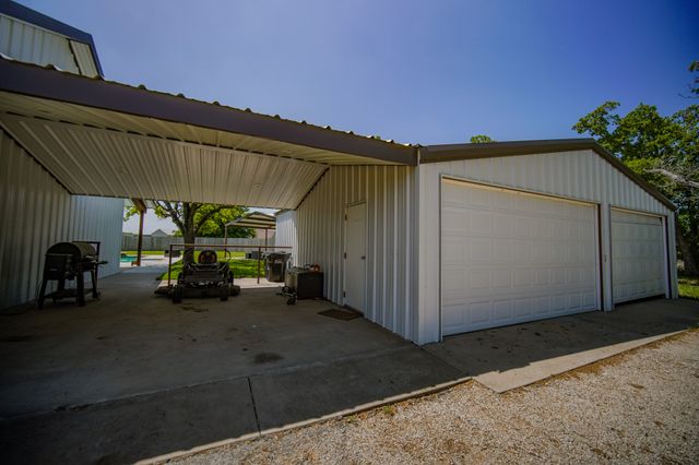 1201 Synterra Estates Loop, Jacksboro, TX 76458