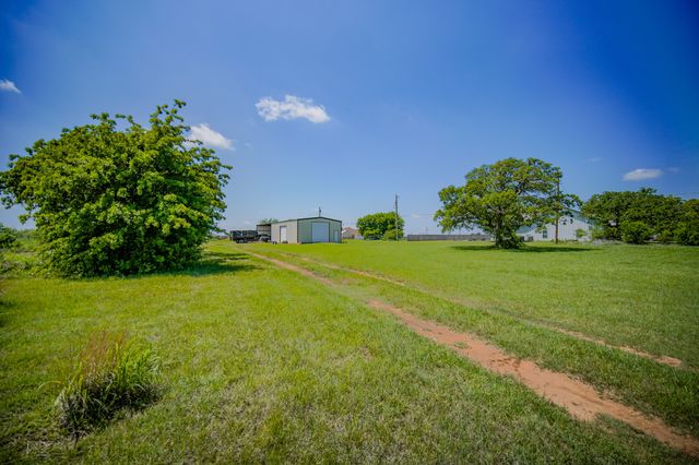 1201 Synterra Estates Loop, Jacksboro, TX 76458